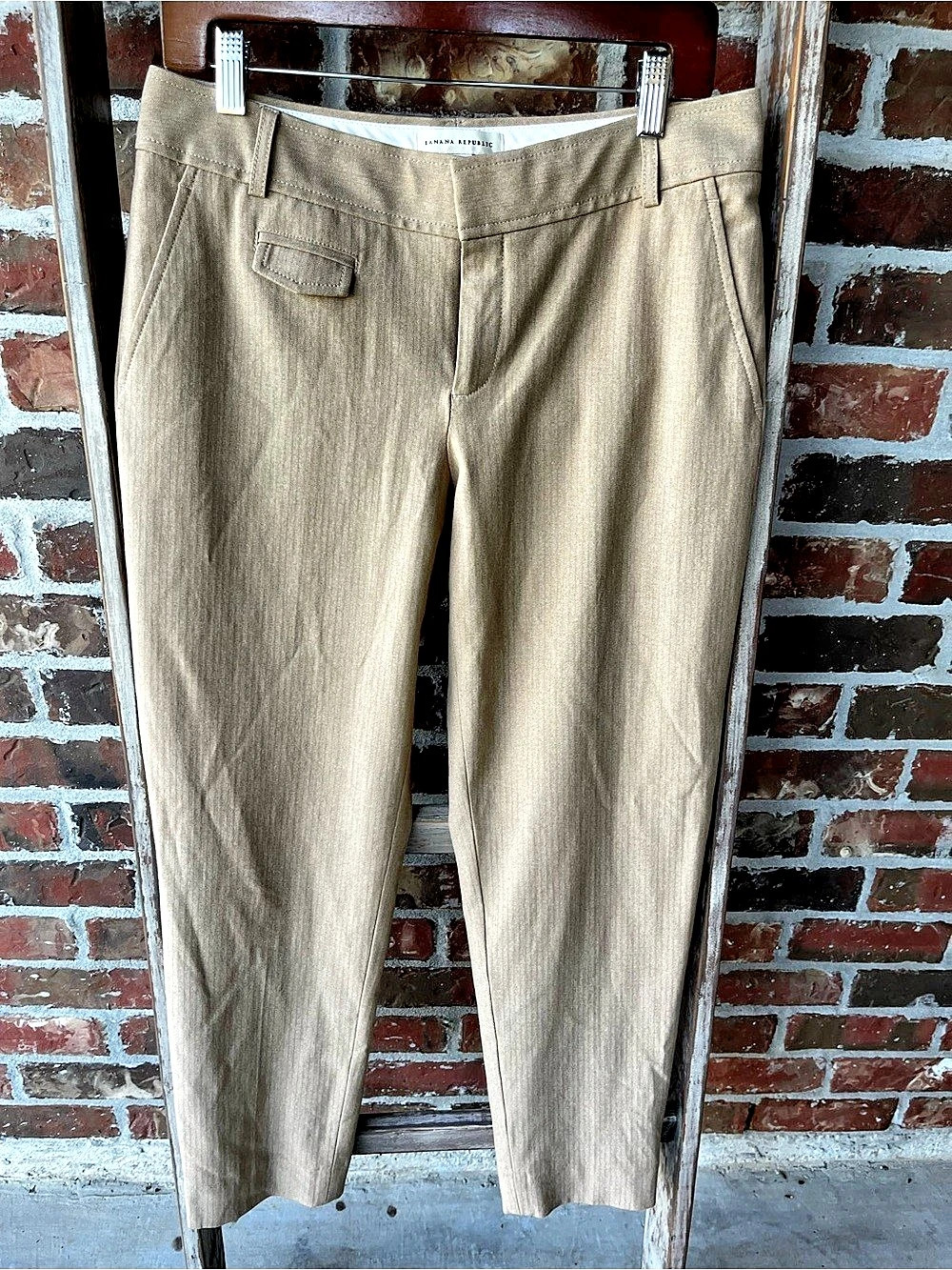 Banana Republic Women's Trousers Brown Size 6
